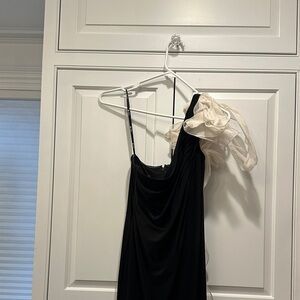 Tadashi Shoji Black and Cream One Shoulder Dress